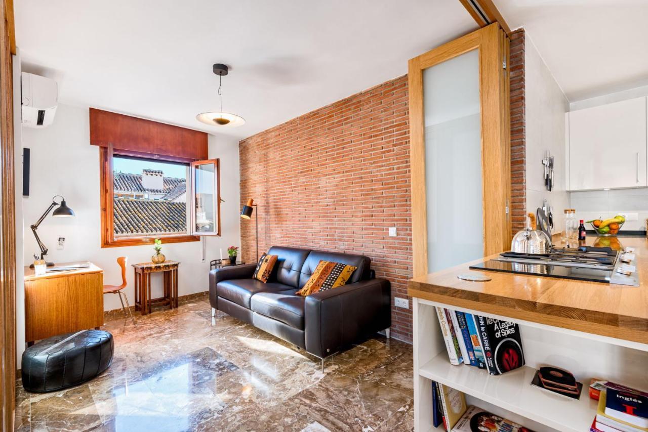 Mary In By Solaga Homes Appartement *